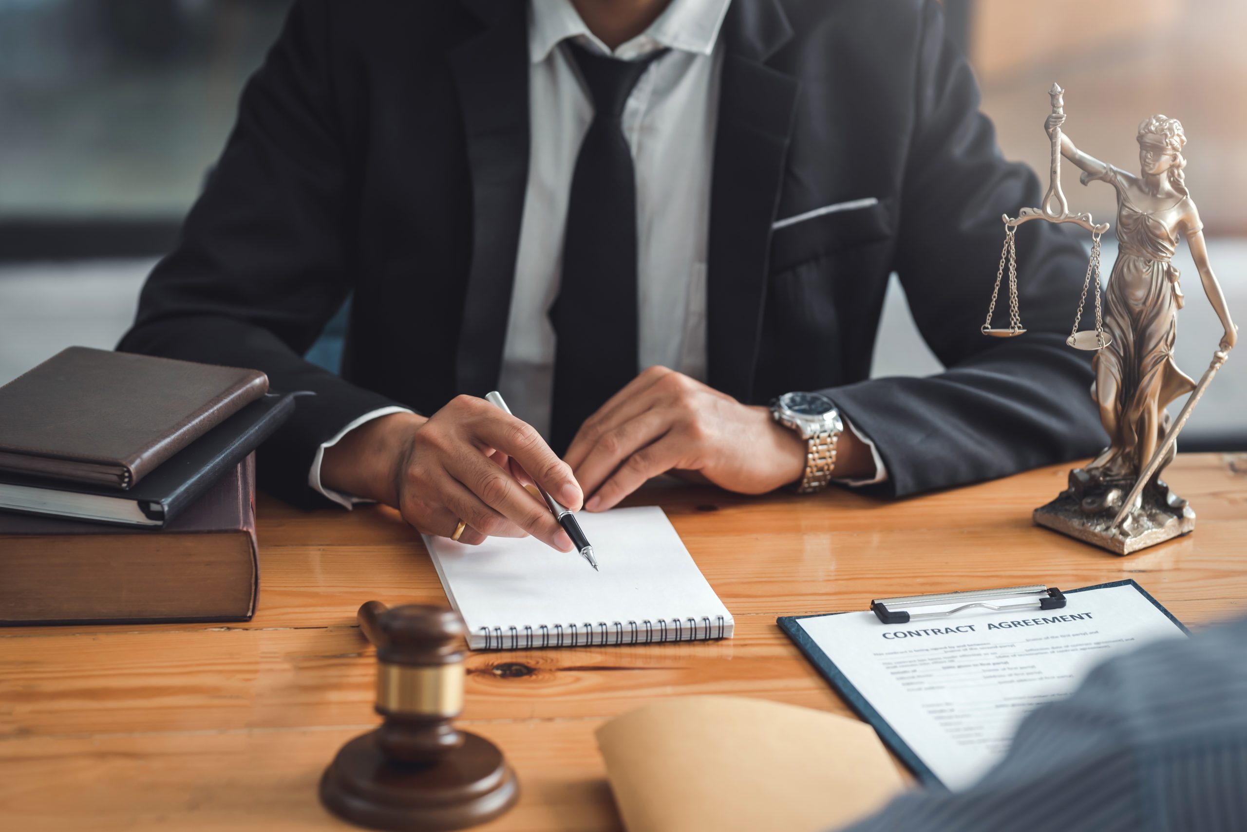 The Legal Execution Department makes an appointment with the customer to sign a mediation agreement to pay the debt.